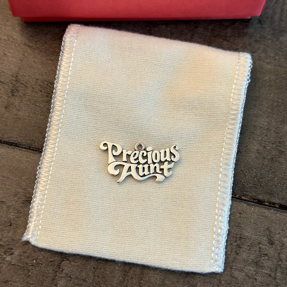 James Avery Precious Aunt Charm